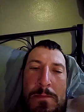 Snapshot of UncutHammer69 chatting on February 23, 6:01 pm UncutHammer69 online show from February 23, 6:01 pm