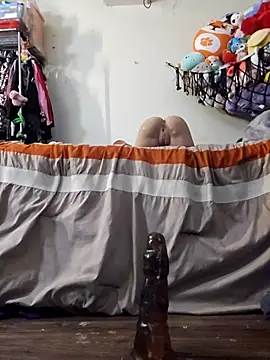 Snapshot of UncutHammer69 chatting on October 11, 7:01 pm UncutHammer69 online show from October 11, 7:01 pm