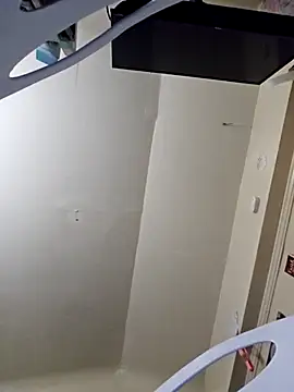 Snapshot of UncutHammer69 chatting on November 16, 1:55 am UncutHammer69 online show from November 16, 1:55 am