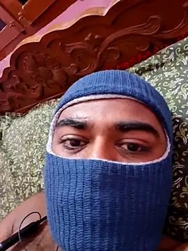 Snapshot of BlackHairy_man chatting on May 24, 5:40 pm BlackHairy man online show from May 24, 5:40 pm