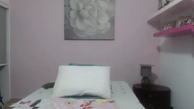 CindyCrawford online show from March 23, 4:16 am