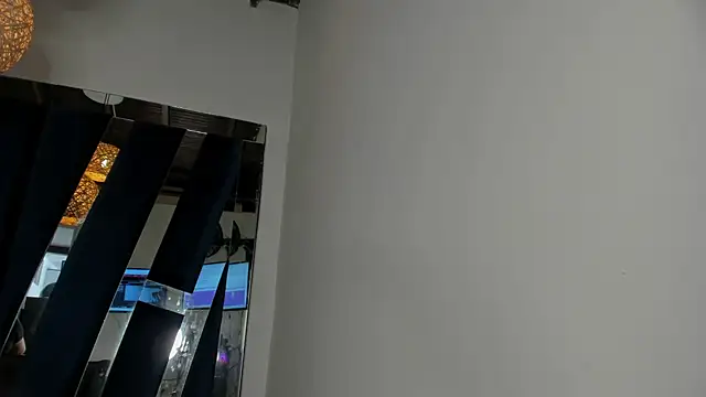 Snapshot of moonsweet1 chatting on March 12, 6:11 pm moonsweet1 online show from March 12, 6:11 pm