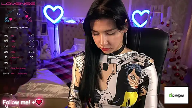 Snapshot of EmilyCandyy chatting on December 9, 7:06 am EmilyCandyy online show from December 9, 7:06 am