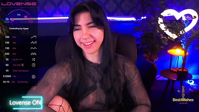 Snapshot of EmilyCandyy chatting on January 30, 9:57 am EmilyCandyy online show from January 30, 9:57 am