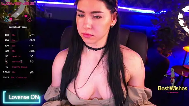 Snapshot of EmilyCandyy chatting on January 31, 9:37 am EmilyCandyy online show from January 31, 9:37 am