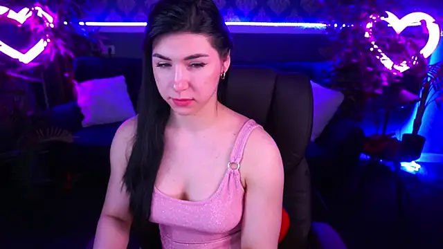 Snapshot of EmilyCandyy chatting on March 7, 6:46 am EmilyCandyy online show from March 7, 6:46 am