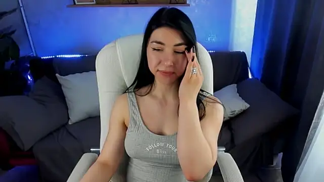 Snapshot of EmilyCandyy chatting on March 21, 10:50 am EmilyCandyy online show from March 21, 10:50 am