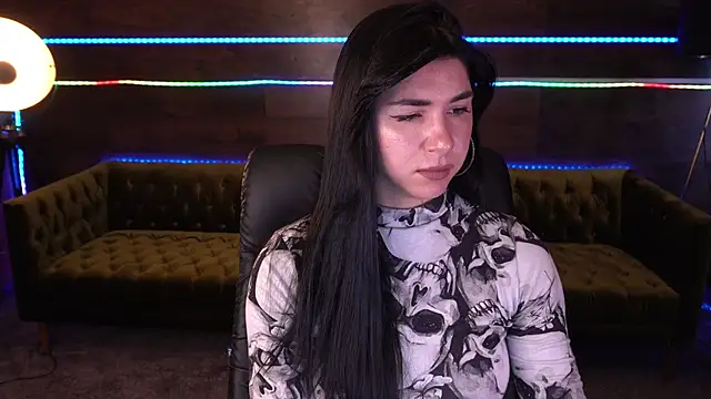 Snapshot of EmilyCandyy chatting on September 11, 6:13 am EmilyCandyy online show from September 11, 6:13 am