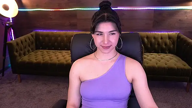 Snapshot of EmilyCandyy chatting on September 27, 5:34 am EmilyCandyy online show from September 27, 5:34 am