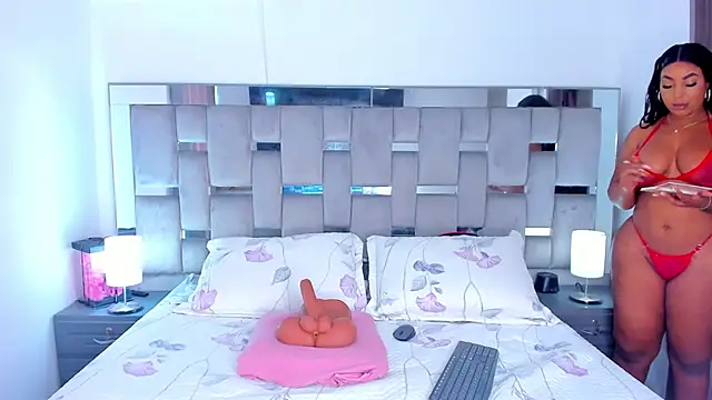 Cammiila online show from January 8, 2:08 pm