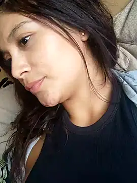 Snapshot of kinky_mila@xh chatting on January 19, 11:21 pm kinky milaxh online show from January 19, 11:21 pm