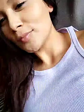 Snapshot of kinky_mila@xh chatting on January 21, 9:36 pm kinky milaxh online show from January 21, 9:36 pm