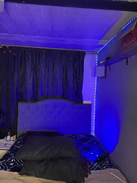 yanza2002 online show from October 27, 11:09 pm