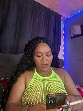 yanza2002 online show from March 28, 11:04 pm