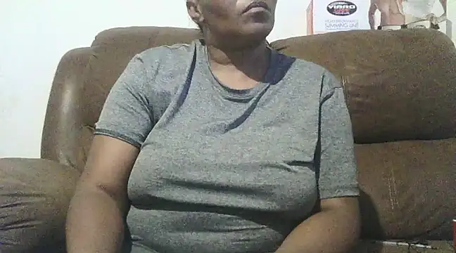 ebonytitts4u online show from March 13, 7:17 pm