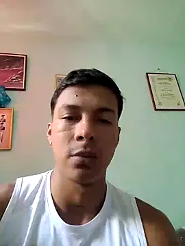 Snapshot of morenito420 chatting on March 31, 5:02 pm morenito420 online show from March 31, 5:02 pm