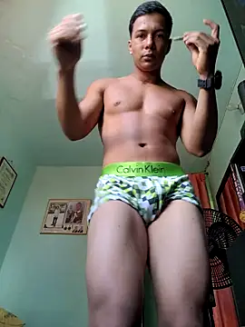 Snapshot of morenito420 chatting on April 1, 5:21 pm morenito420 online show from April 1, 5:21 pm