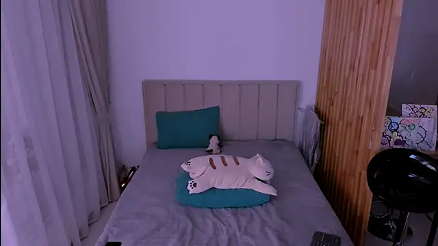 sabrinamacmarren online show from February 26, 7:24 pm