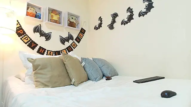 Snapshot of matilda_69x chatting on October 31, 4:41 pm matilda 69x online show from October 31, 4:41 pm