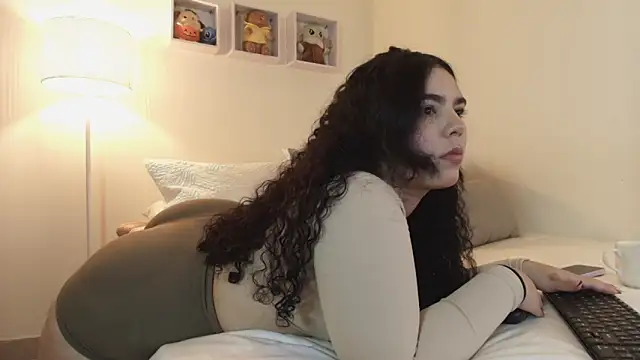 Snapshot of matilda_69x chatting on February 21, 7:59 pm matilda 69x online show from February 21, 7:59 pm