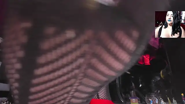 MeGoddesSara online show from January 20, 8:18 pm