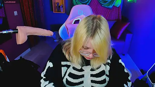 Snapshot of Yoki_Shizuko chatting on January 19, 6:39 am Yoki Shizuko online show from January 19, 6:39 am