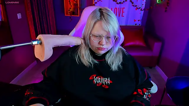 Snapshot of Yoki_Shizuko chatting on February 20, 6:59 am Yoki Shizuko online show from February 20, 6:59 am