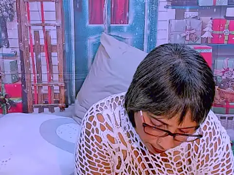 indianroxy online show from December 13, 8:14 pm