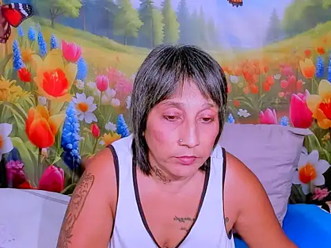 indianroxy online show from January 11, 9:20 pm