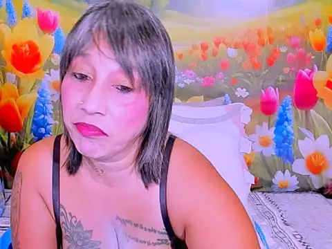 indianroxy online show from April 8, 7:19 am