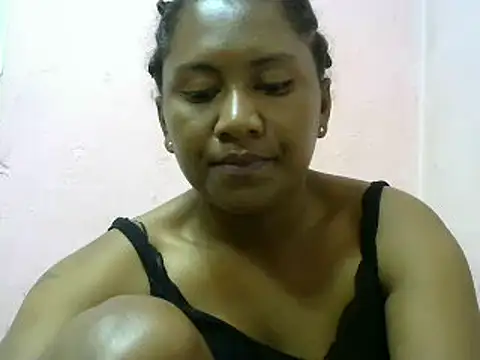 cutybigass online show from March 19, 7:18 am