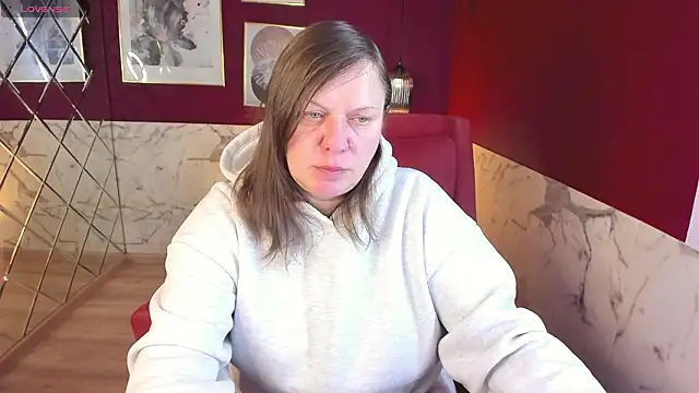 KellyPerfection online show from February 2, 7:40 am