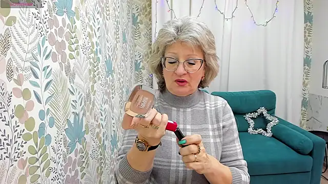 EvelynJoyful online show from January 4, 5:05 am