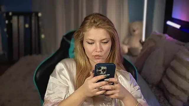 AnastasiaAniess online show from February 24, 7:56 pm