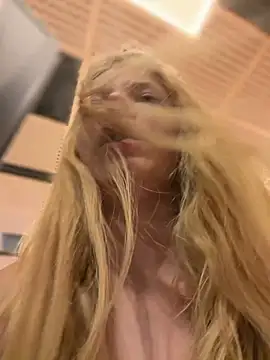 AnastasiaAniess online show from June 15, 8:55 pm