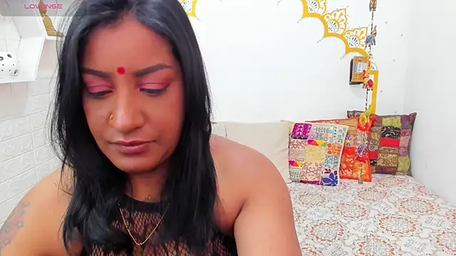 LadyNahir online show from May 10, 3:12 am