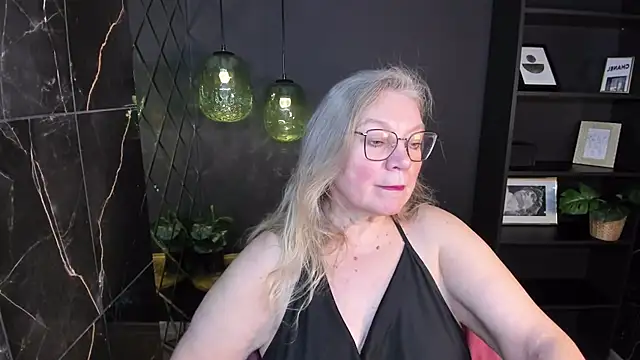 NataliMellow online show from December 20, 1:18 pm