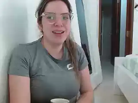 ashlymoon online show from January 11, 2:25 pm