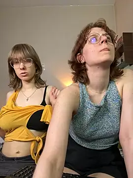 Jitoon Exe online show from March 13, 11:33 pm