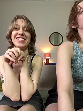 Jitoon Exe online show from May 7, 7:30 pm