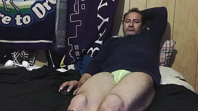 Snapshot of dantehot2020 chatting on February 1, 12:09 am dantehot2020 online show from February 1, 12:09 am