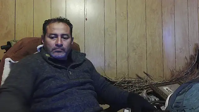 Snapshot of dantehot2020 chatting on February 2, 2:16 pm dantehot2020 online show from February 2, 2:16 pm