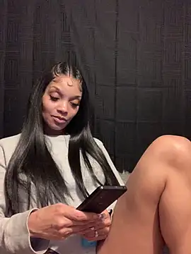 Rakiyahcharms online show from March 7, 1:20 am