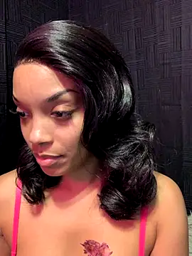 Rakiyahcharms online show from November 15, 10:15 pm