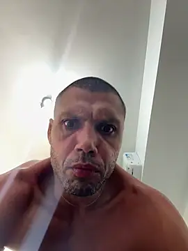 Snapshot of TOYTOYNOW chatting on January 6, 2:04 am TOYTOYNOW online show from January 6, 2:04 am