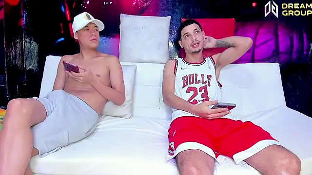 Snapshot of AmazingPartys chatting on October 19, 8:20 pm AmazingPartys online show from October 19, 8:20 pm