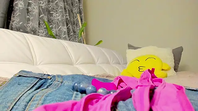 Snapshot of Fritha chatting on January 27, 6:52 pm Fritha online show from January 27, 6:52 pm