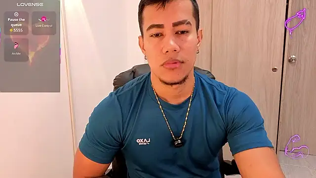 CRAZYBOYLOVE online show from February 13, 12:45 pm