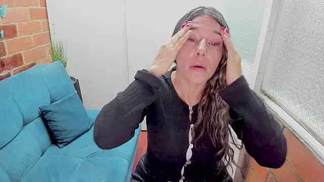 Penelope47 online show from January 13, 7:30 pm