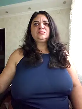 Snapshot of littleRikka chatting on October 8, 7:17 am littleRikka online show from October 8, 7:17 am